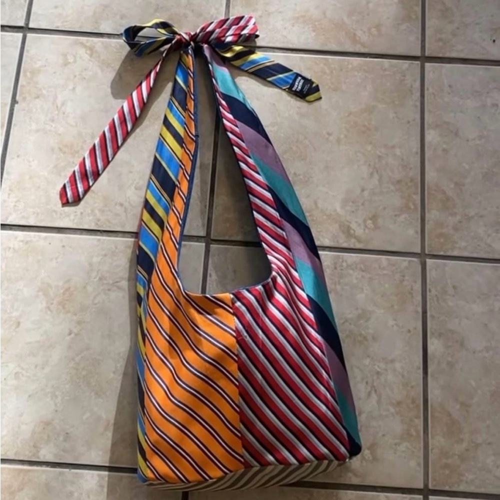 (12) TIE bundle, Assorted Ties, all GUC or EUC